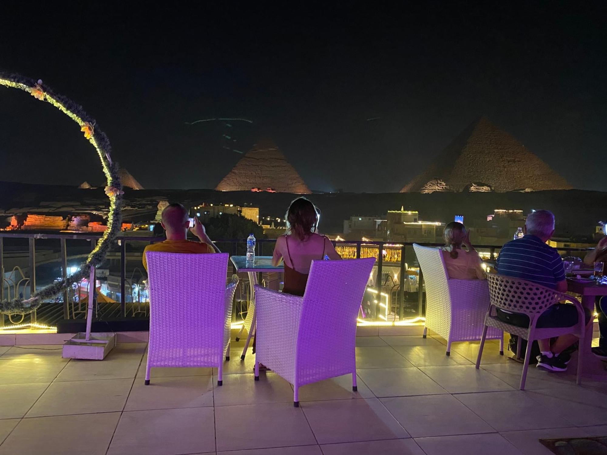 Sunrise Pyramids View Inn Kafret el-Gabal Zewnętrze zdjęcie